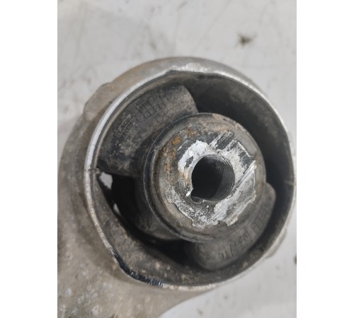 Рычаг подвески передний правый