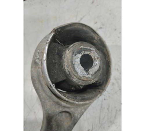 Рычаг подвески передний правый