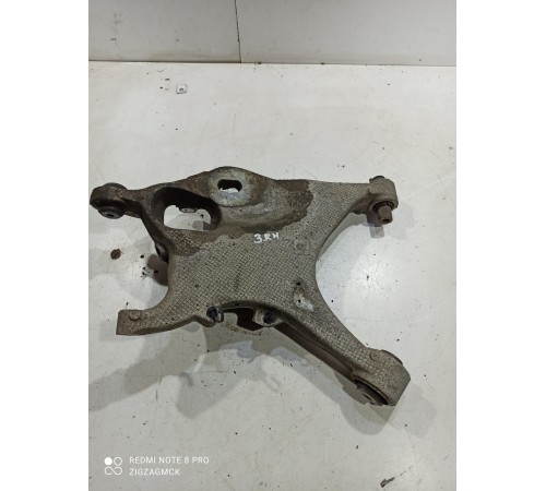 Рычаг подвески (задний, правый, нижний)