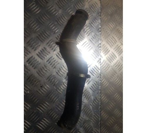 Патрубок радиатора