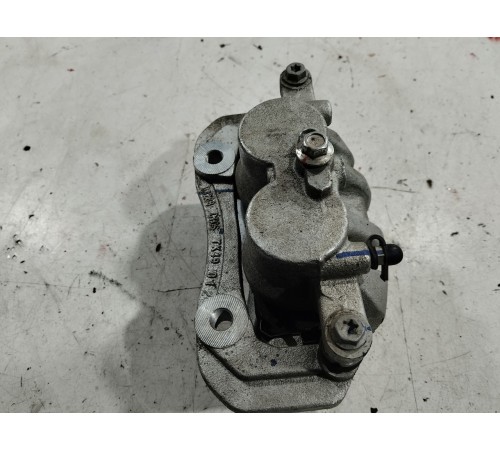 Суппорт(передний левый)