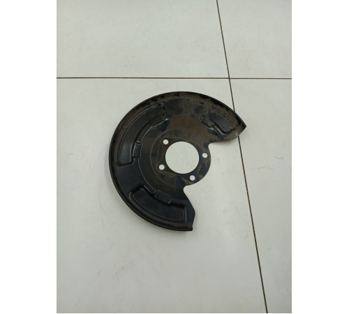 Кожух (пыльник) задний правый