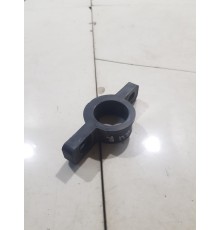 Кронштейн (крепление) основного радиатора правый