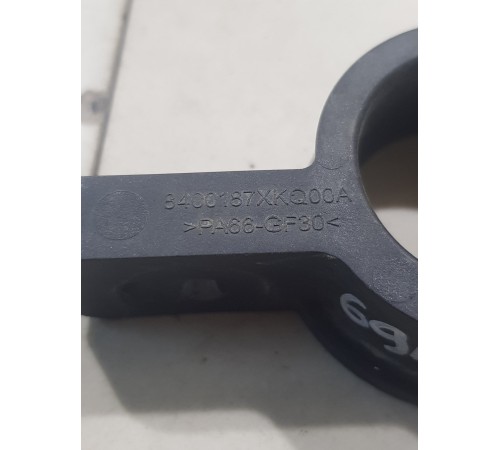 Кронштейн (крепление) основного радиатора правый