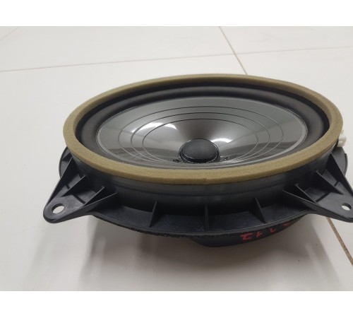 Динамик двери передний правый