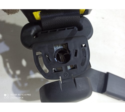 Ремень безопасности (задний левый)