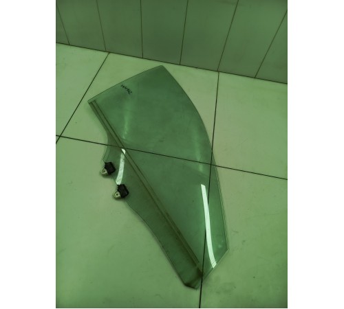 Стекло двери переднее правое (триплекс)