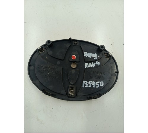 эмблема передняя