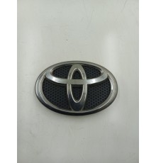 эмблема передняя