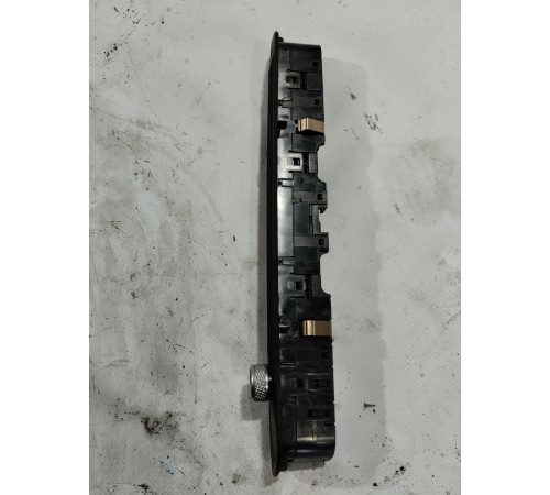 Блок управления магнитолой