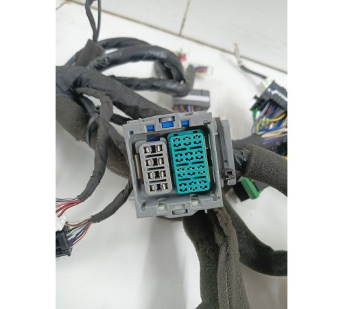 Электропроводка под торпедо