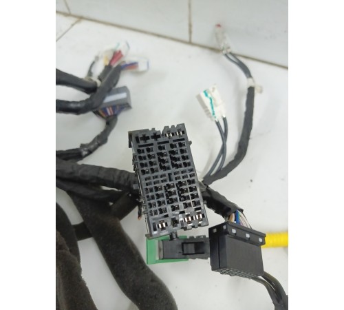 Электропроводка под торпедо