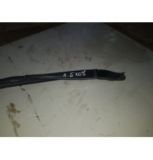 Щетка стеклоочистителя перед. лев.