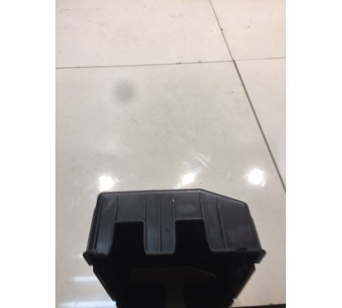 Крышка блока предохранителей