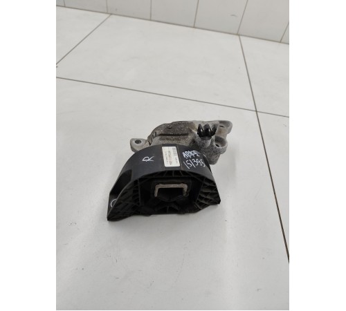 Опора двигателя правая