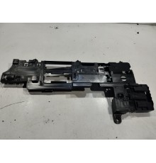 Кронштейн(крепление) заднего фонаря