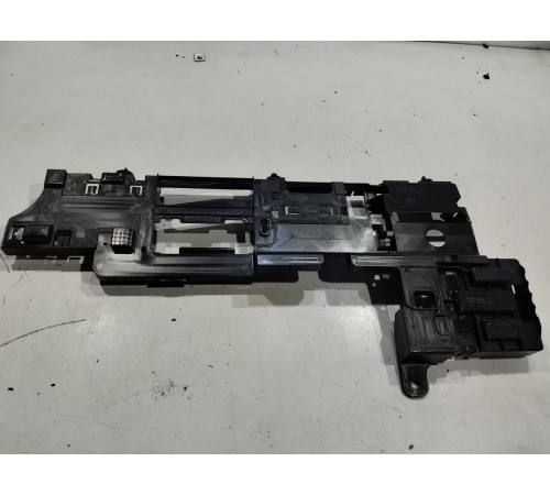 Кронштейн(крепление) заднего фонаря