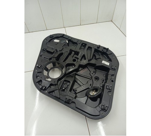 Стеклоподъемник задний левый