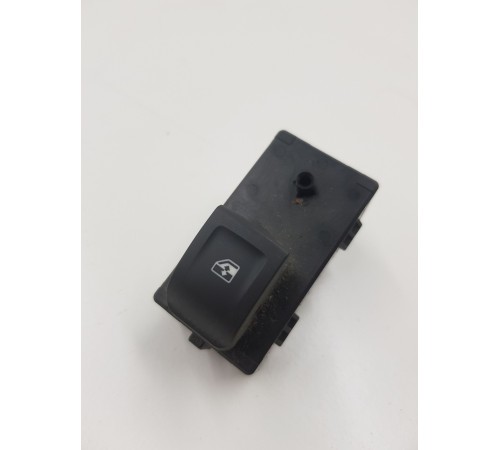 Кнопка стеклоподъемника двери задняя