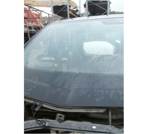 Стекло лобовое