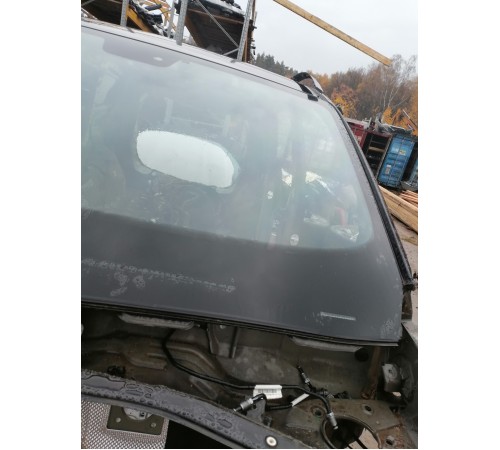 Стекло лобовое