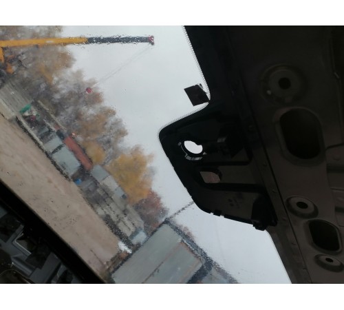 Стекло лобовое