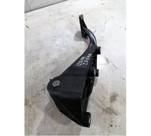 Педаль тормоза