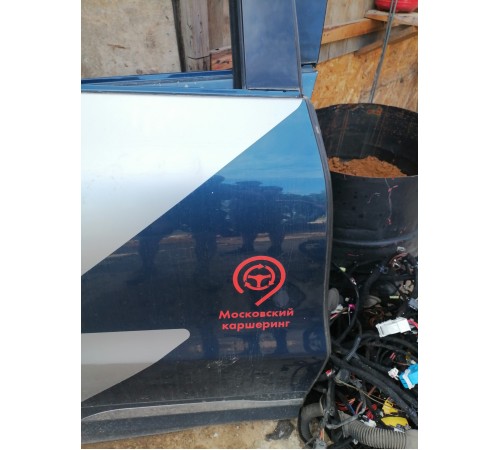 Дверь задняя правая