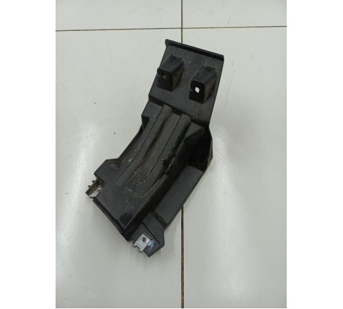 Дефлектор воздушного потока радиатора правый