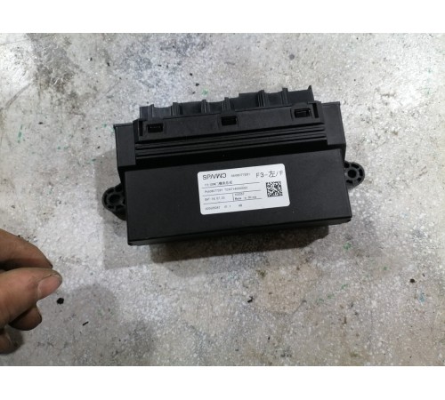 Блок двери передний левый