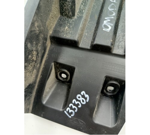 Дефлектор воздушного потока радиатора правый