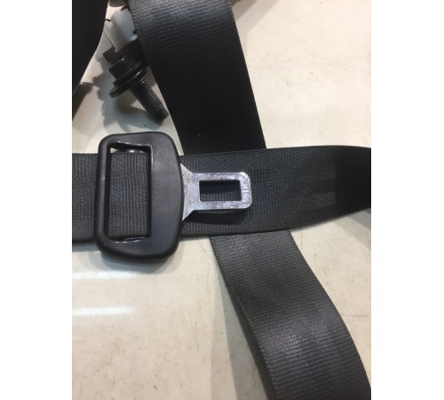 Ремень безопасности (передний, правый)
