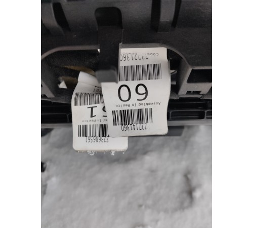 Сиденье (переднее, левое)