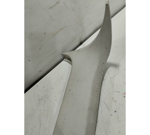 Обшивка стойки лобового стекла левая