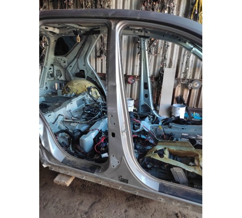 Порог со стойкой (правый)