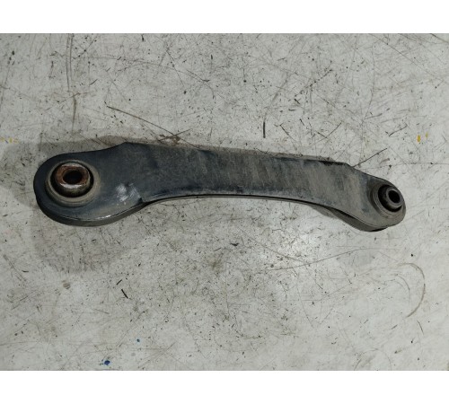 Рычаг подвески задний правый нижний