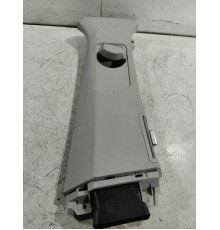 Обшивка центральной стойки правая верхняя