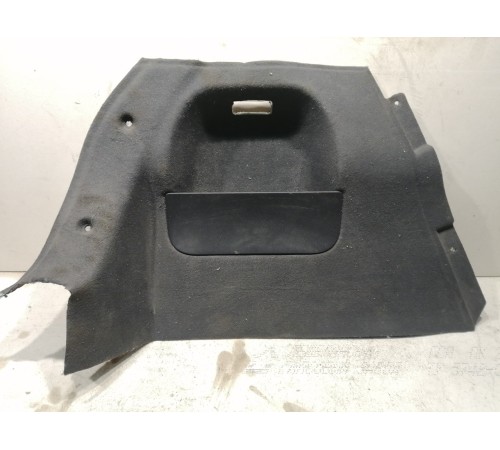 Обшивка багажника левая