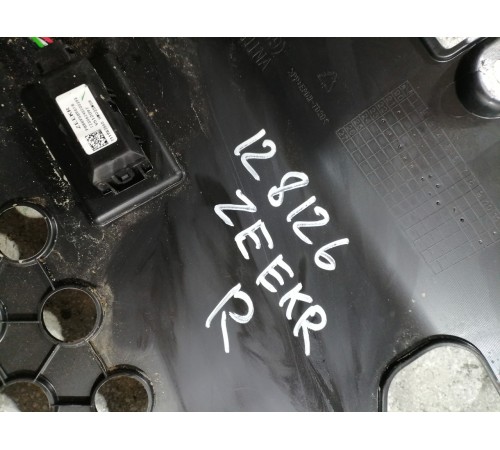 Накладка торпедо правая нижняя с подсветкой