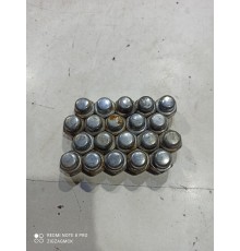 Комплект колесных гаек(20шт.)