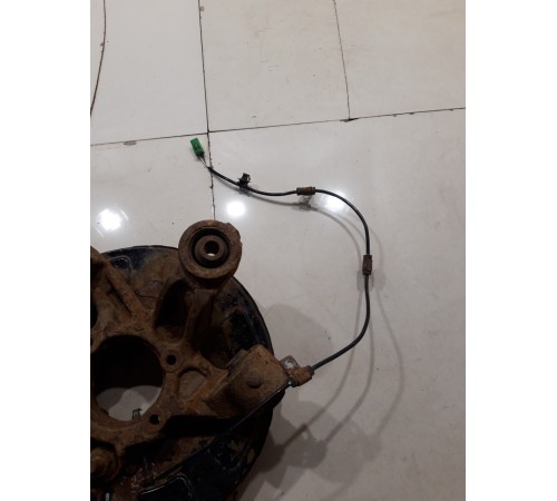 Кулак поворотный(задний левый)