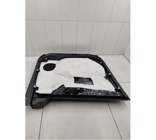 Обшивка двери передняя правая