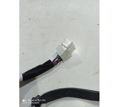 Электропроводка напольной консоли салона