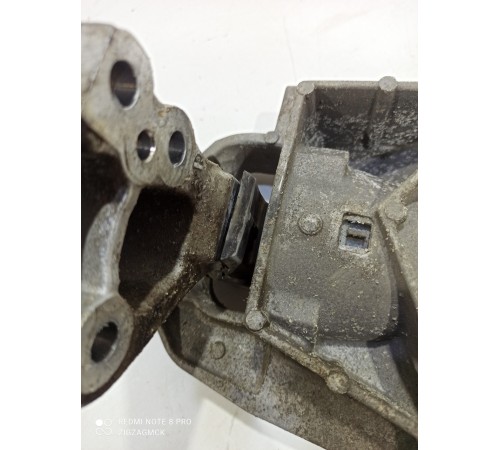 Крепление (подушка) двигателя