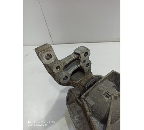 Крепление (подушка) двигателя