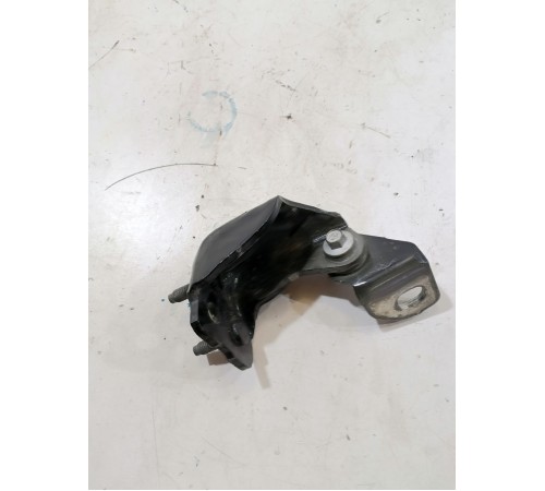 Петля двери задняя правая верхняя