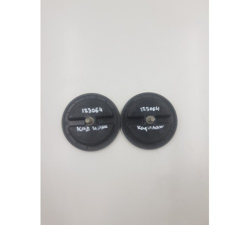 Фиксатор болт органайзера багажника