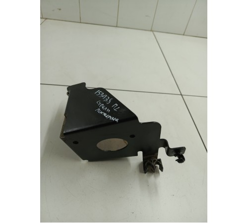 Кронштейн лонжерона передний левый