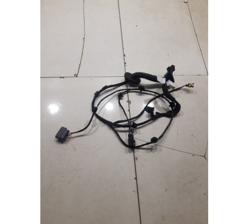 Электропроводка двери (задняя правая)