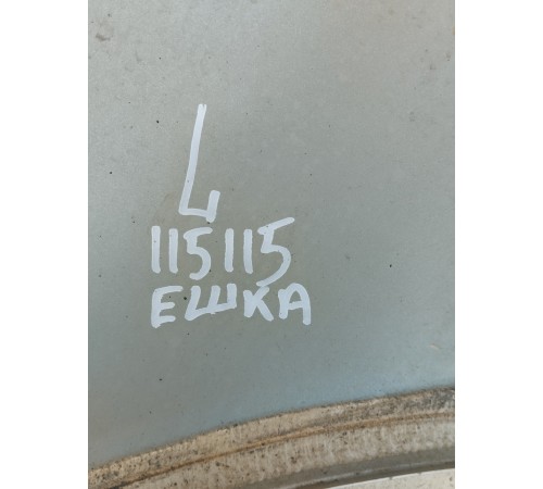 Крыло переднее левое